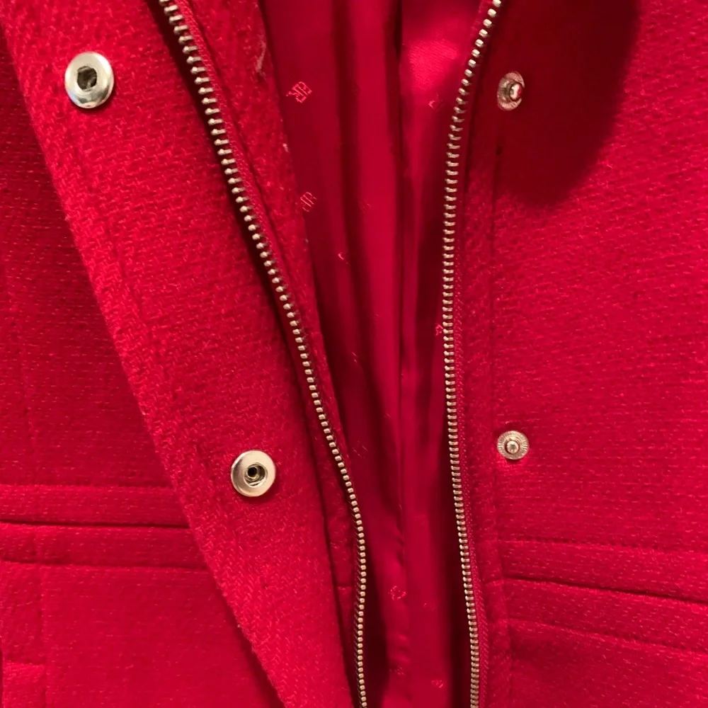 Red fitted Winter Jacket - Picture 5 of 5